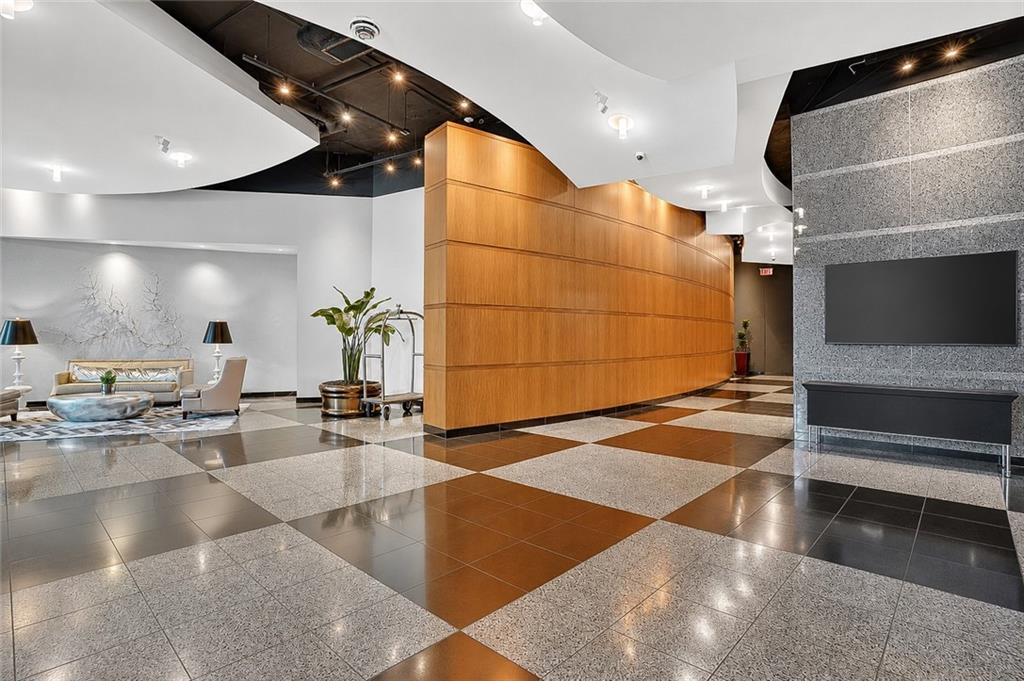 3338 Peachtree Road Unit 501