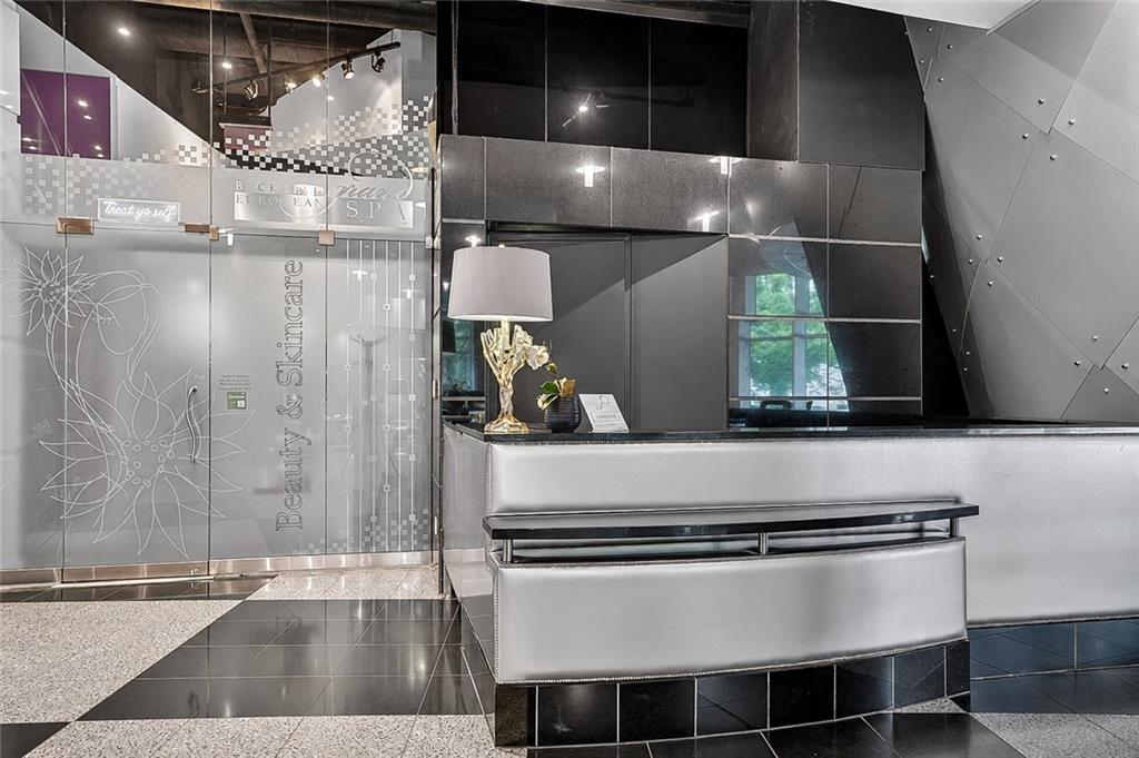 3338 Peachtree Road Unit 501