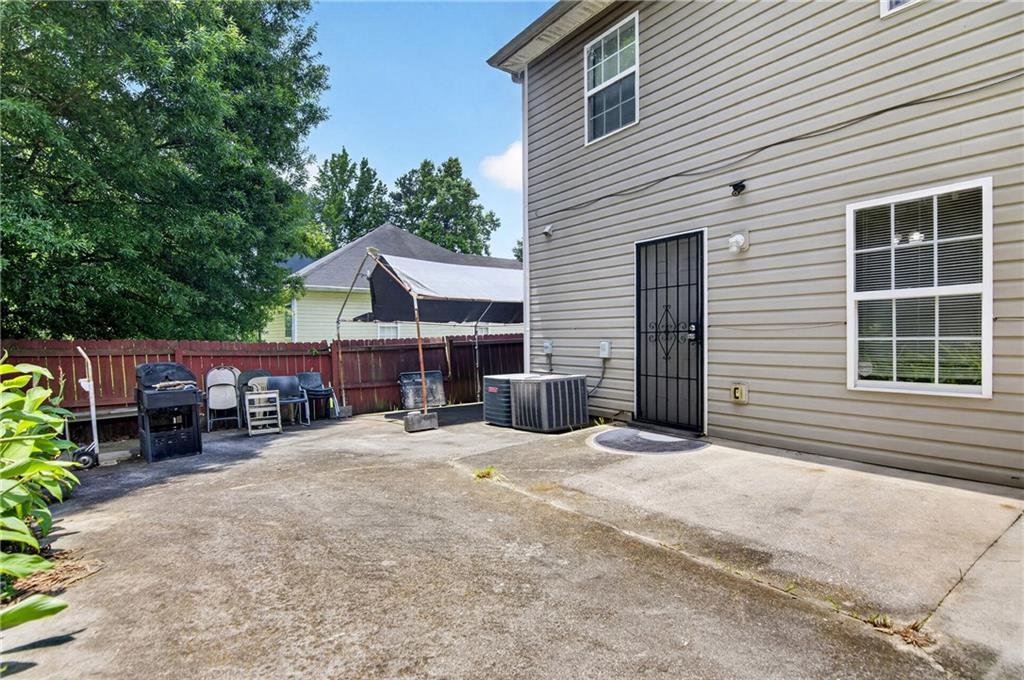 5648 feldwood Road