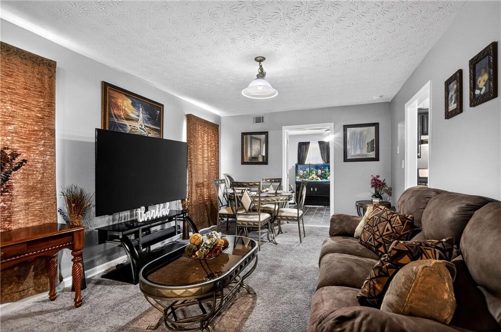 5648 feldwood Road