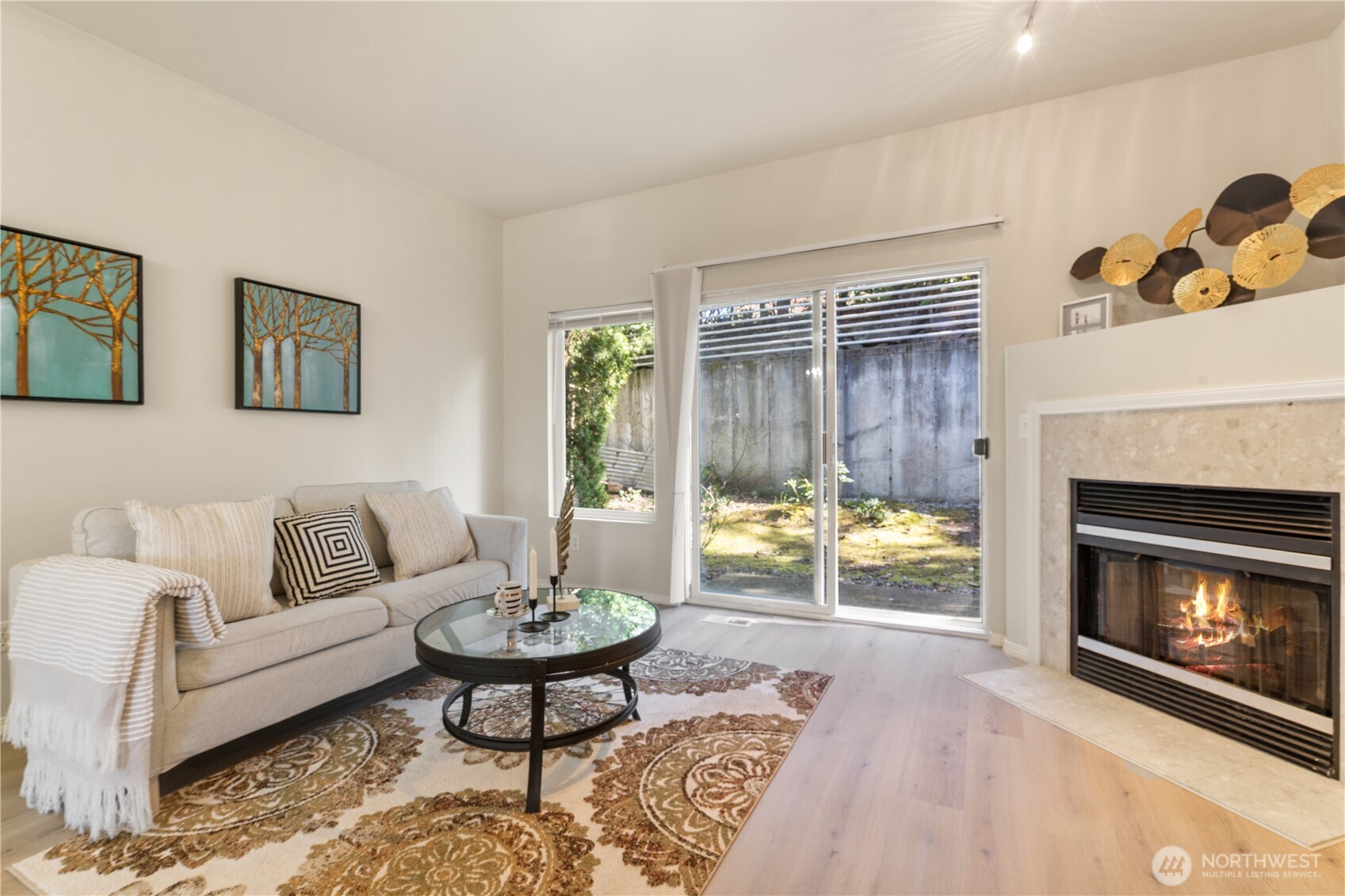 6557 SE Cougar Mountain Way Unit: 3