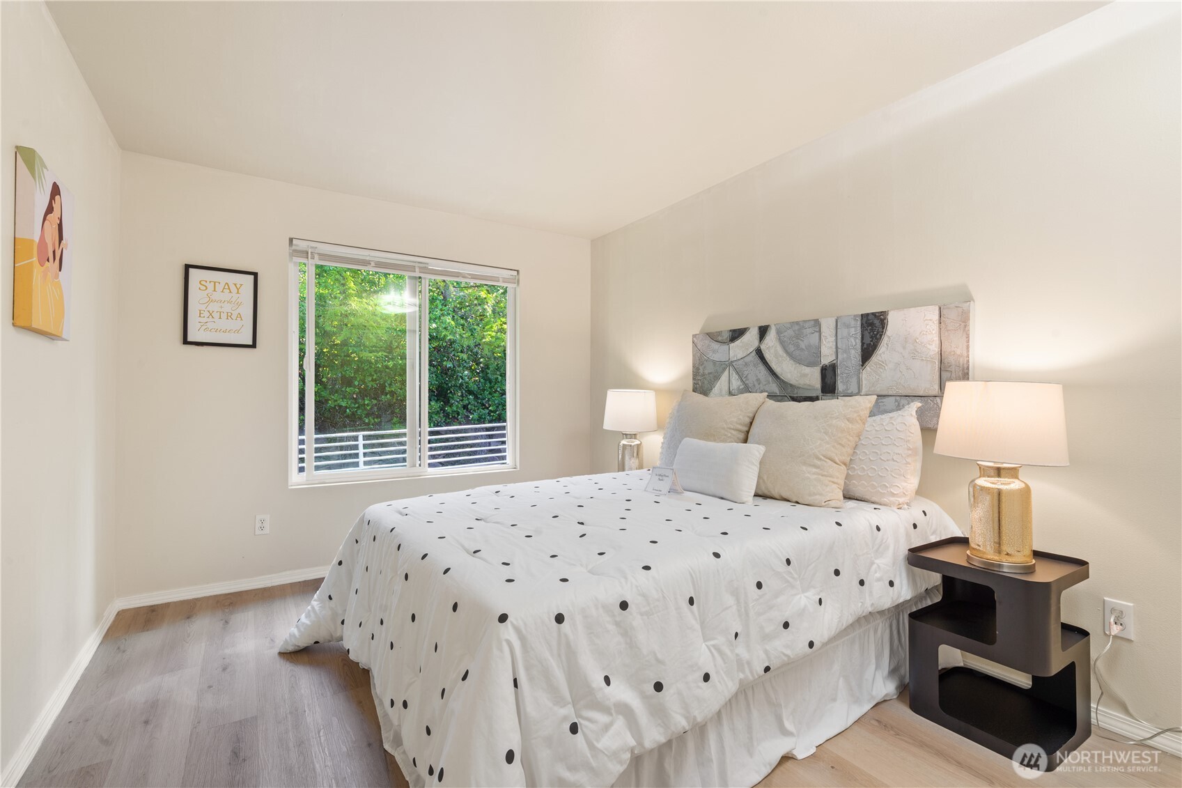 6557 SE Cougar Mountain Way Unit: 3