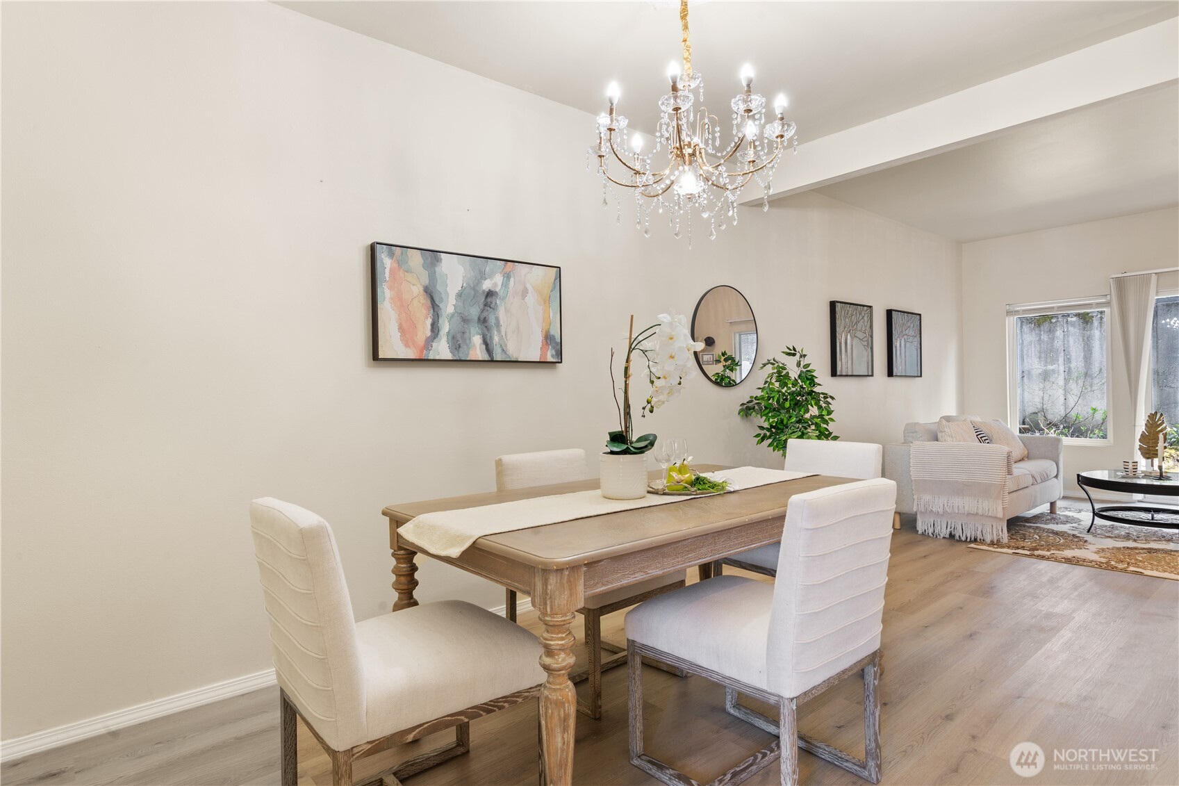 6557 SE Cougar Mountain Way Unit: 3