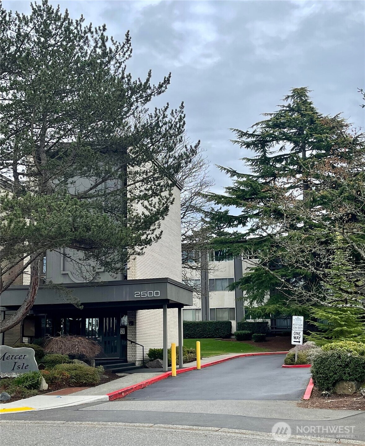 2500 81st Avenue SE Unit: 117