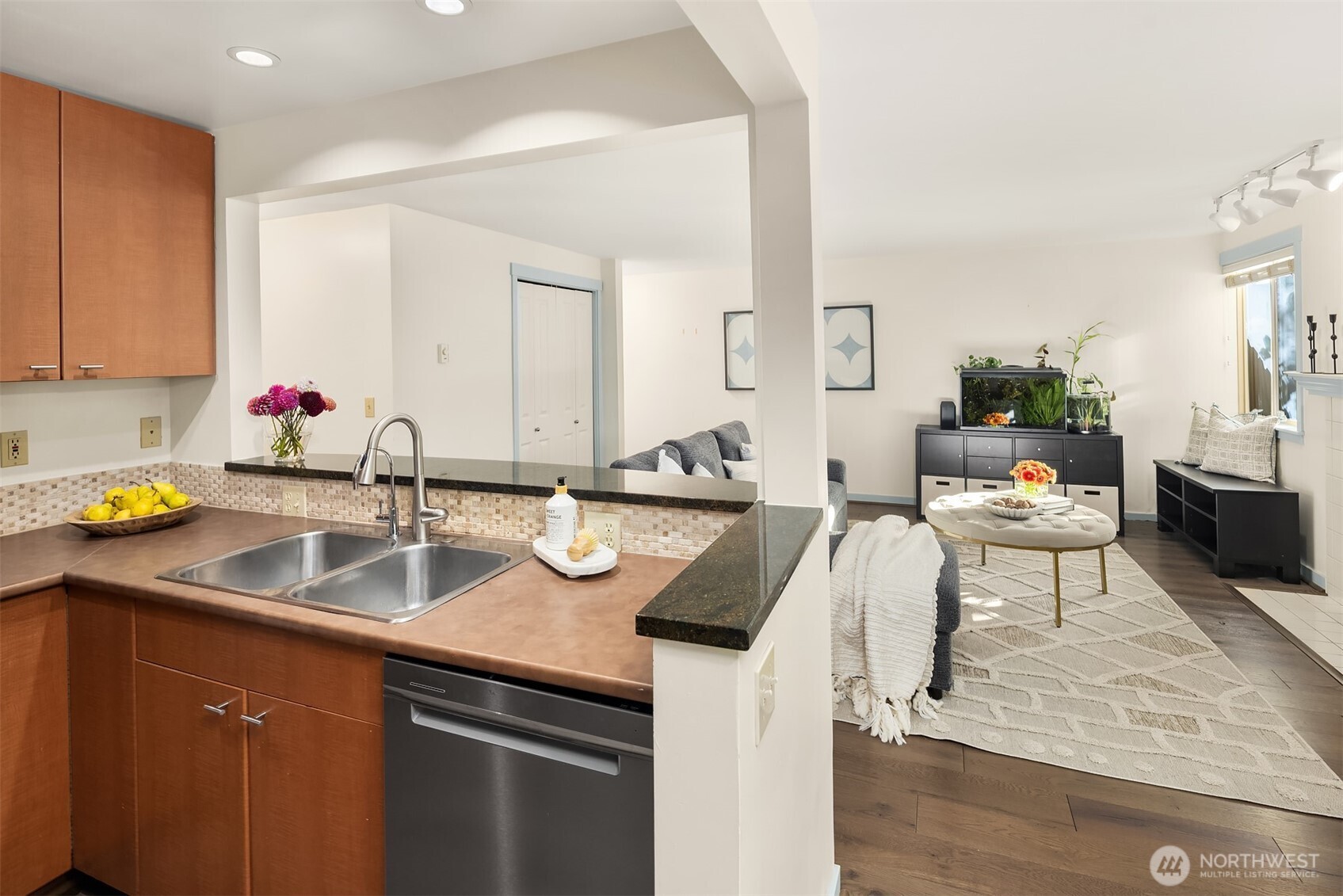 8240 126th Avenue NE Unit: A104