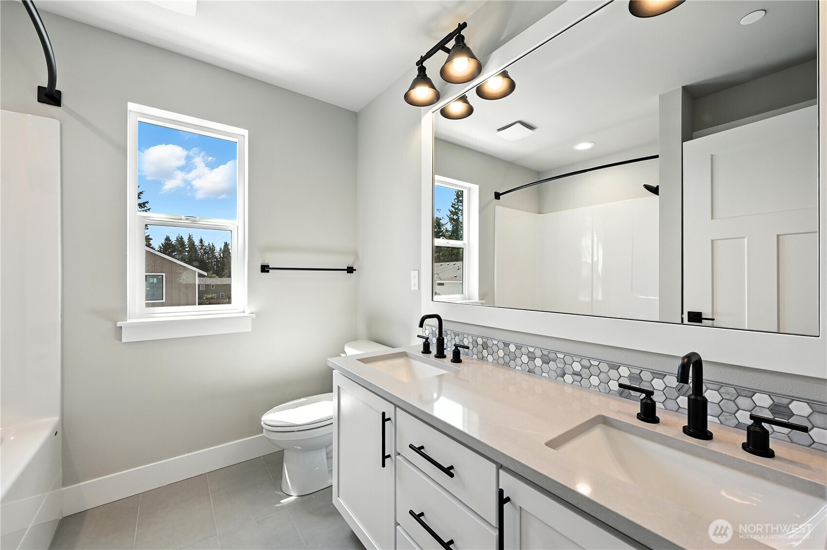 10 Meridian Avenue SE Unit: CR 09