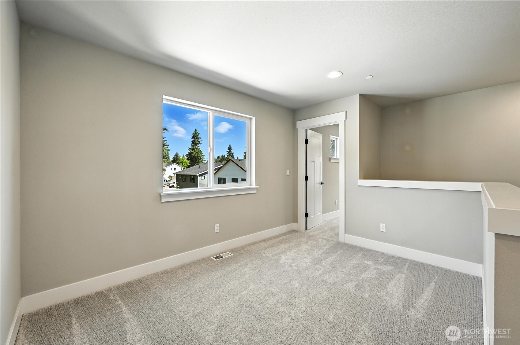 10 Meridian Avenue SE Unit: CR 09