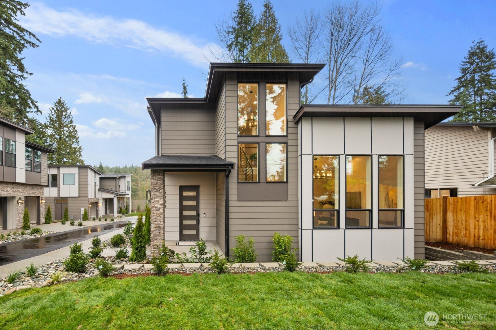 5008 114th Avenue NE Unit: 2