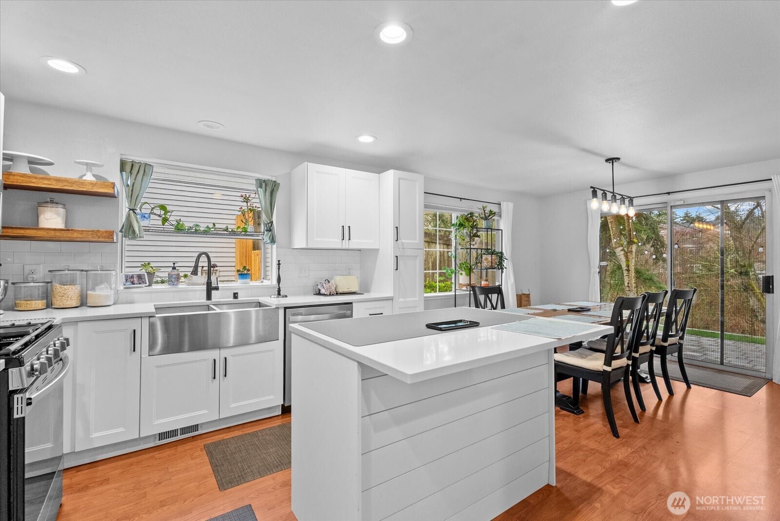 27831 S 20th Place