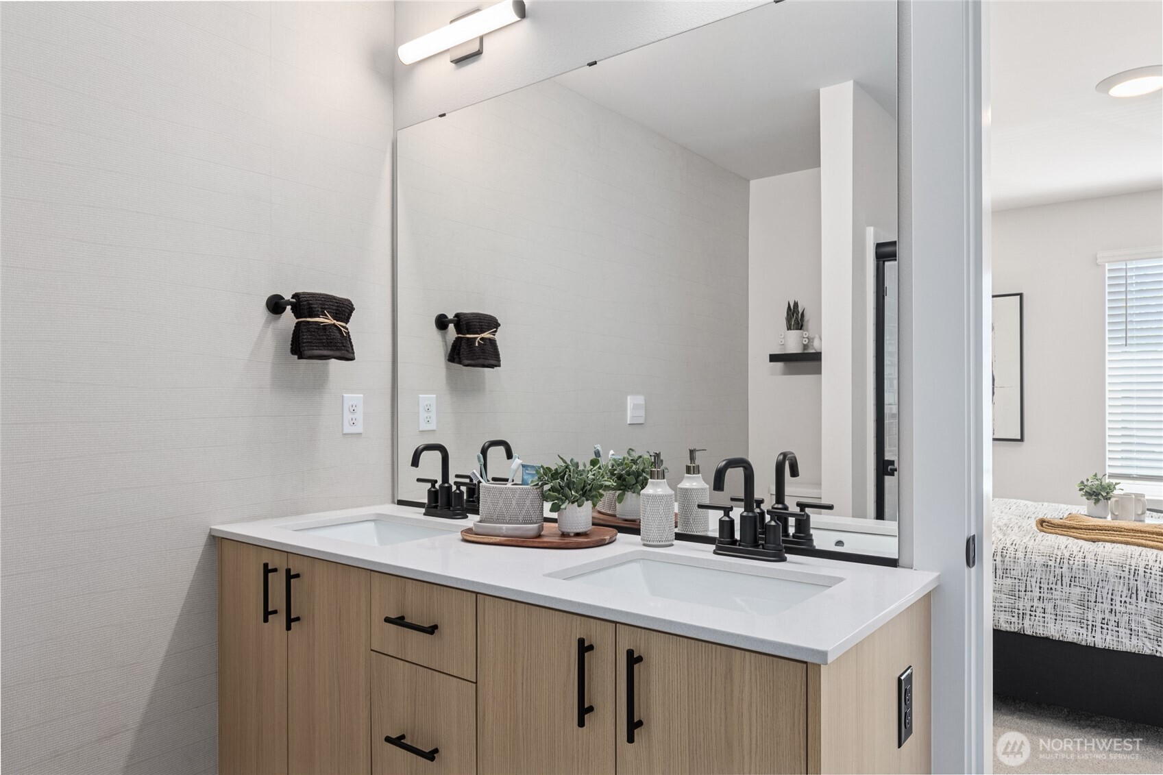 14707 87th Avenue SE Unit: MM2