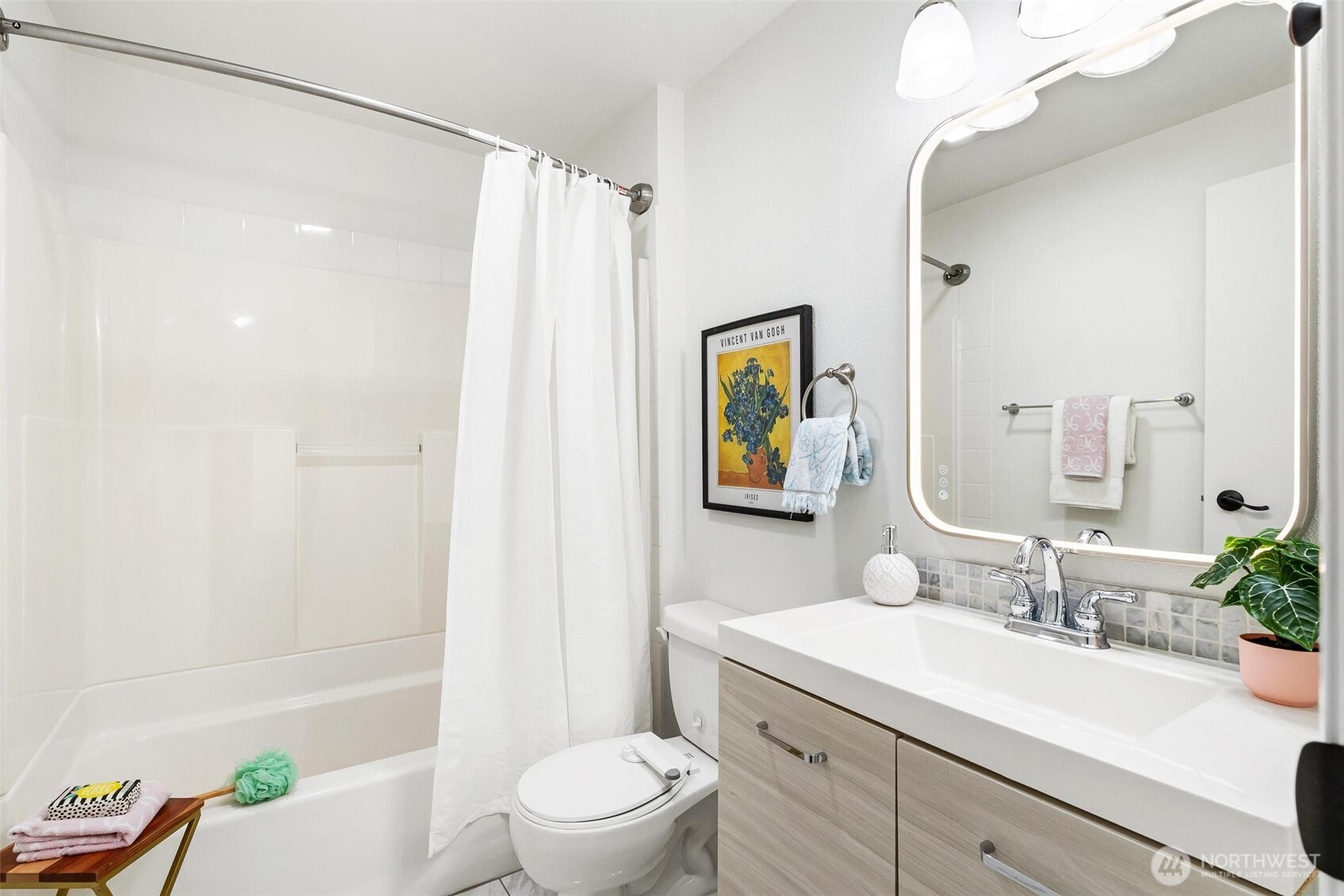 732 126th Avenue NE Unit: 109