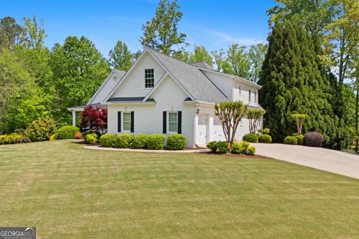 109 Hawks Bend