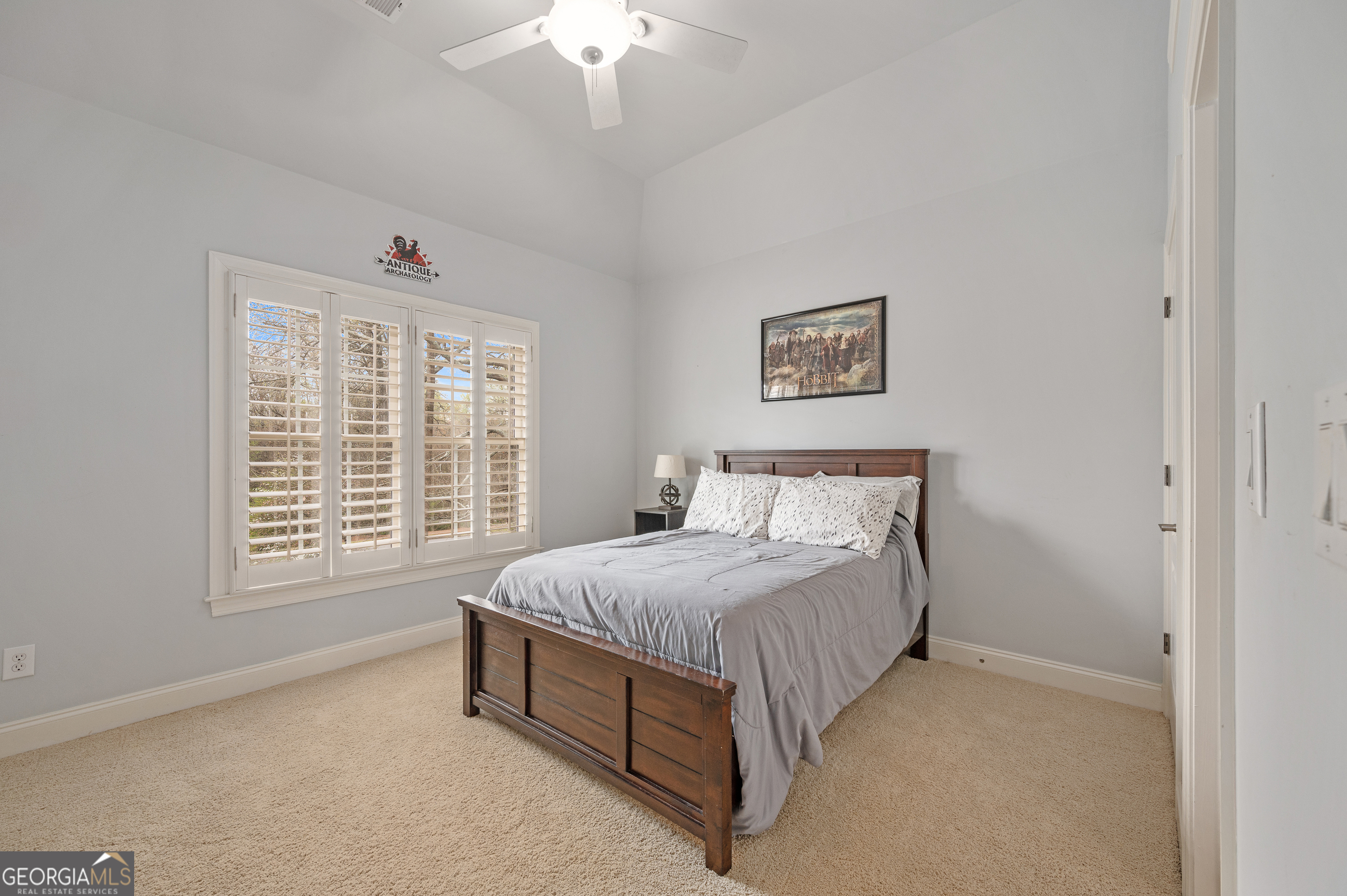 5945 Broadwater Trail