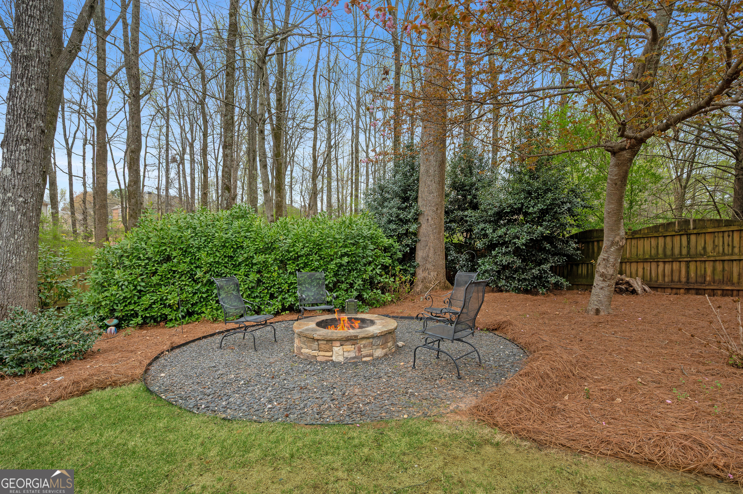 5945 Broadwater Trail