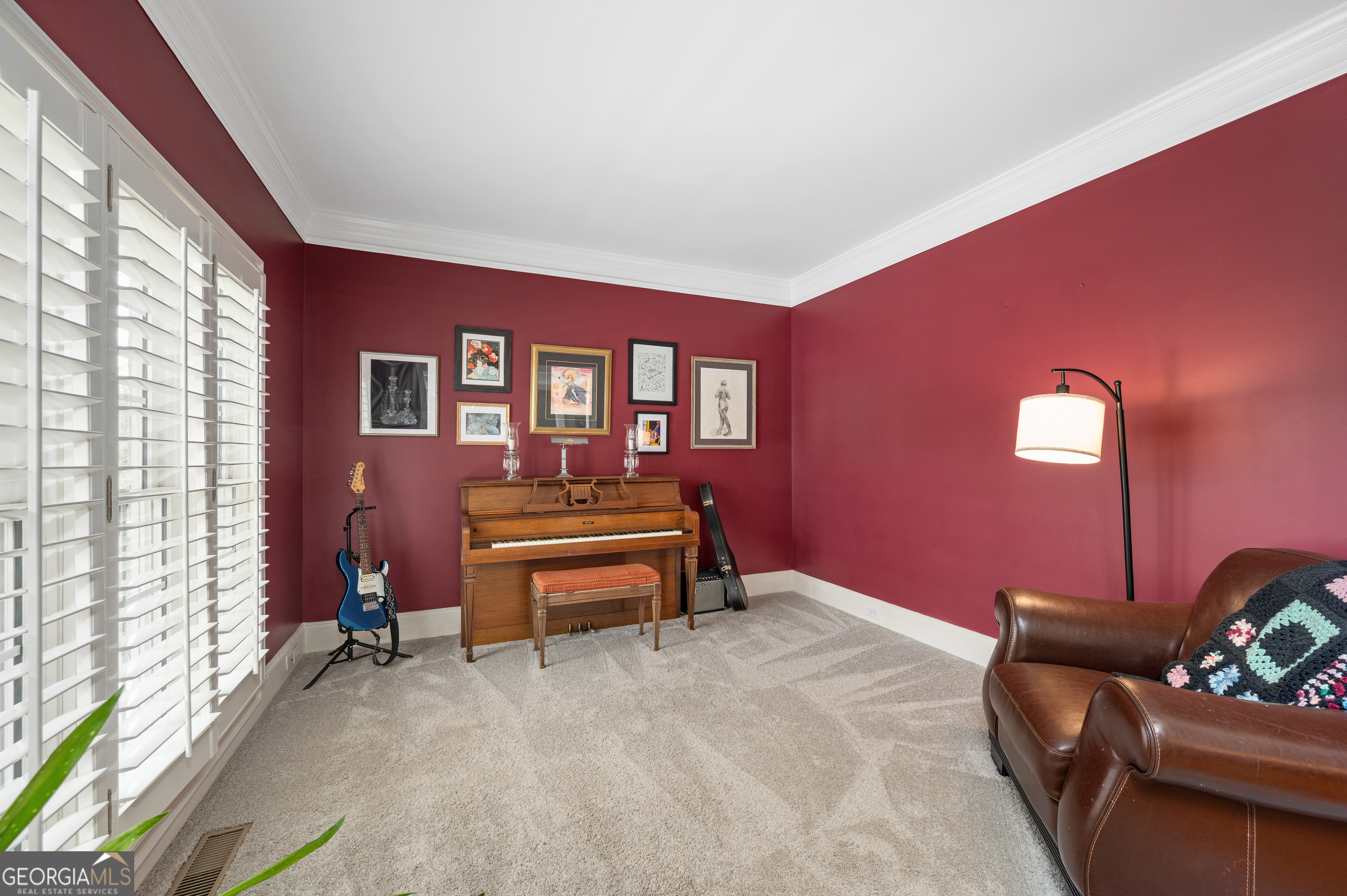 5945 Broadwater Trail