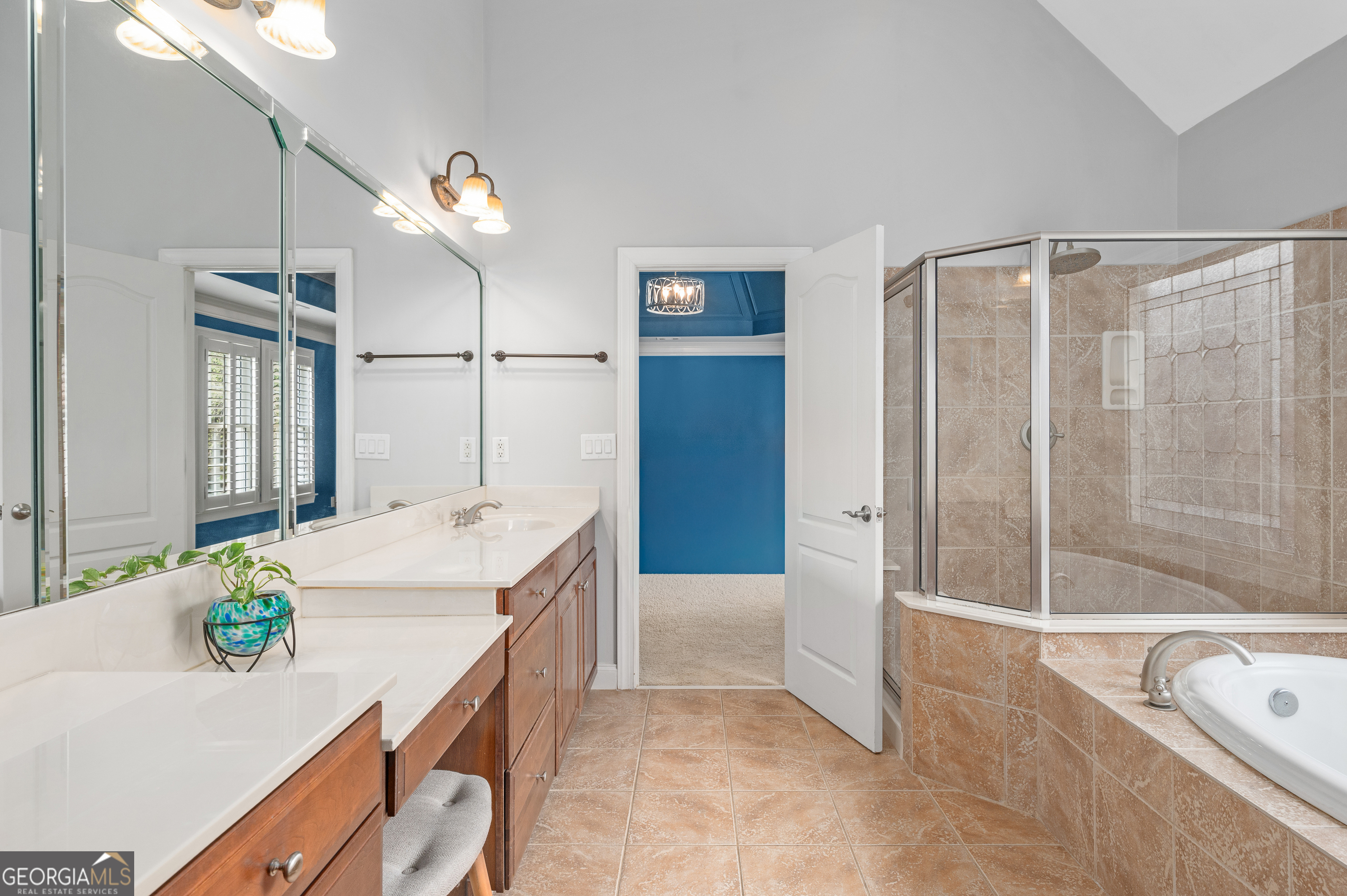 5945 Broadwater Trail