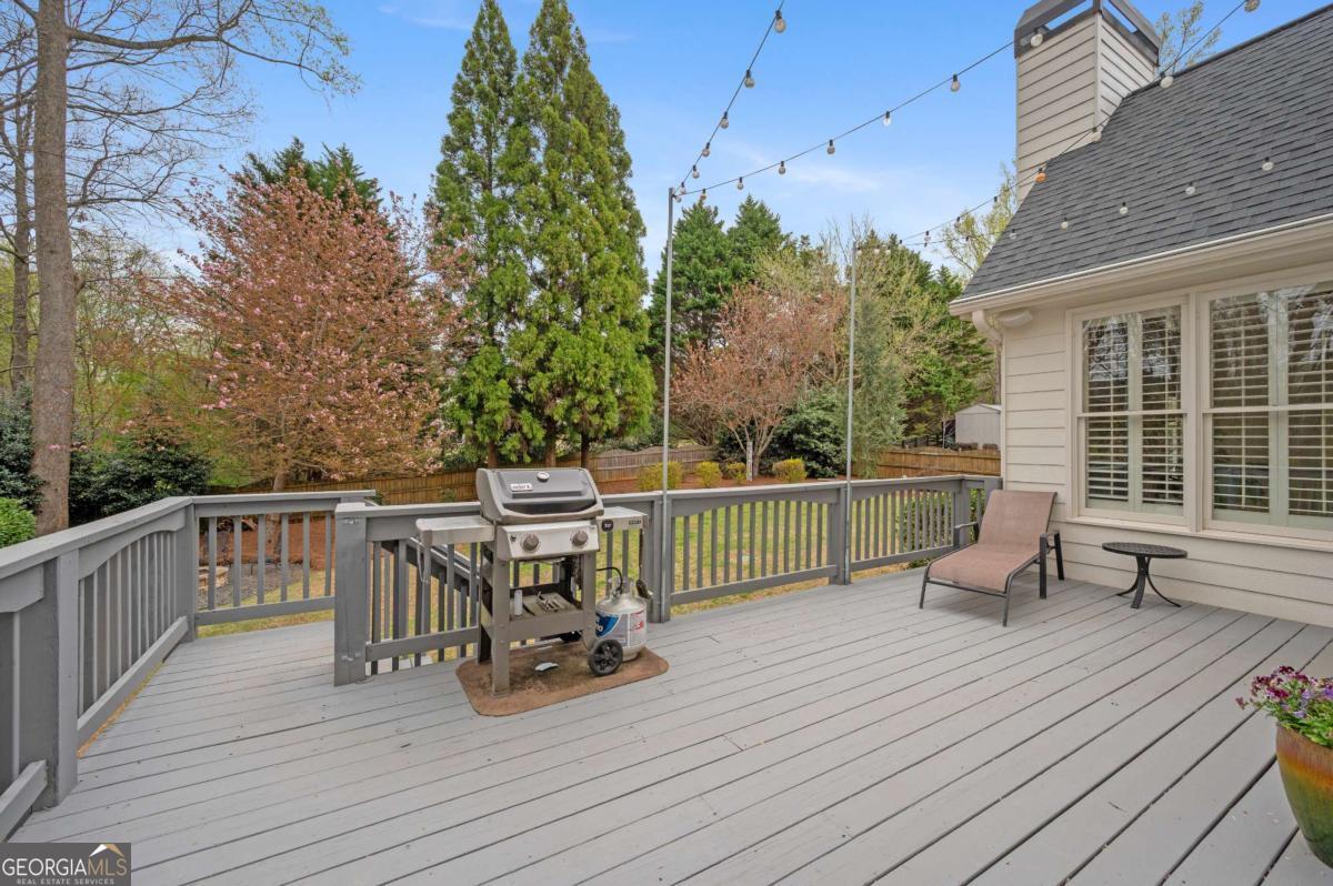 5945 Broadwater Trail