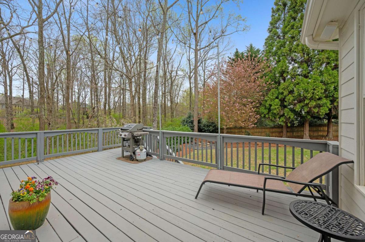 5945 Broadwater Trail