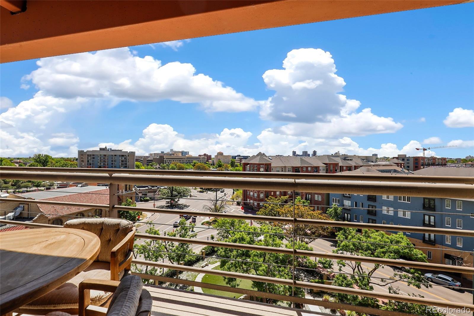 100 Park Avenue W Unit: 705