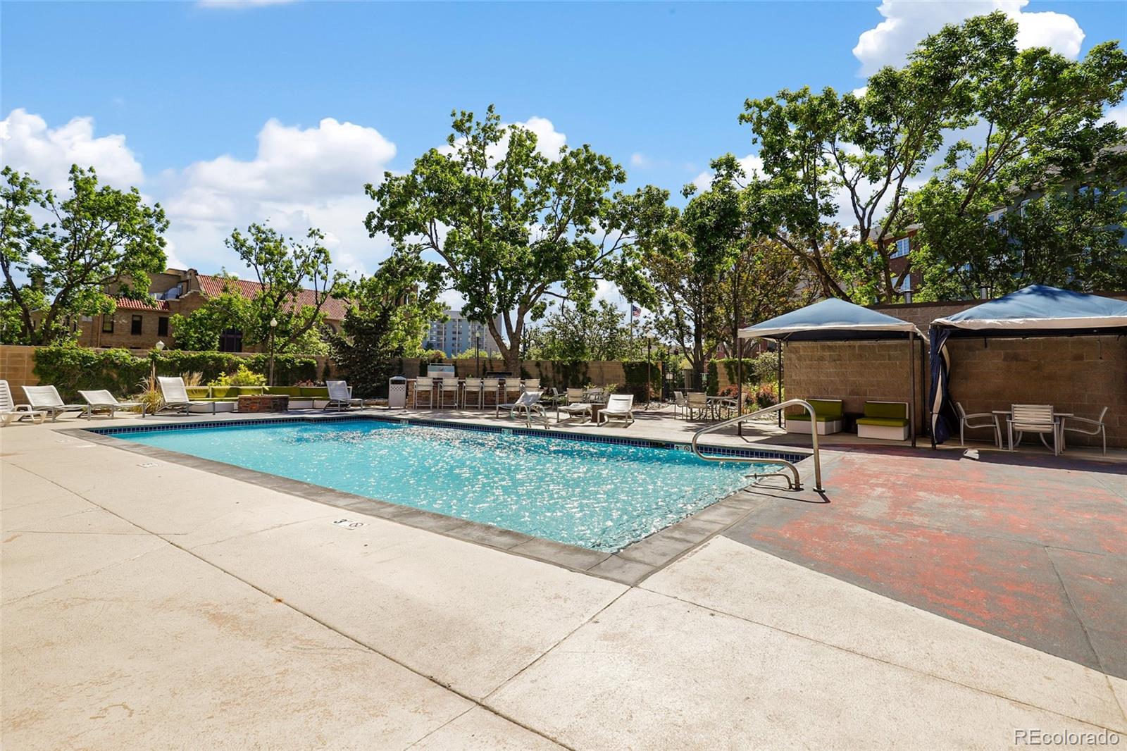 100 Park Avenue W Unit: 705