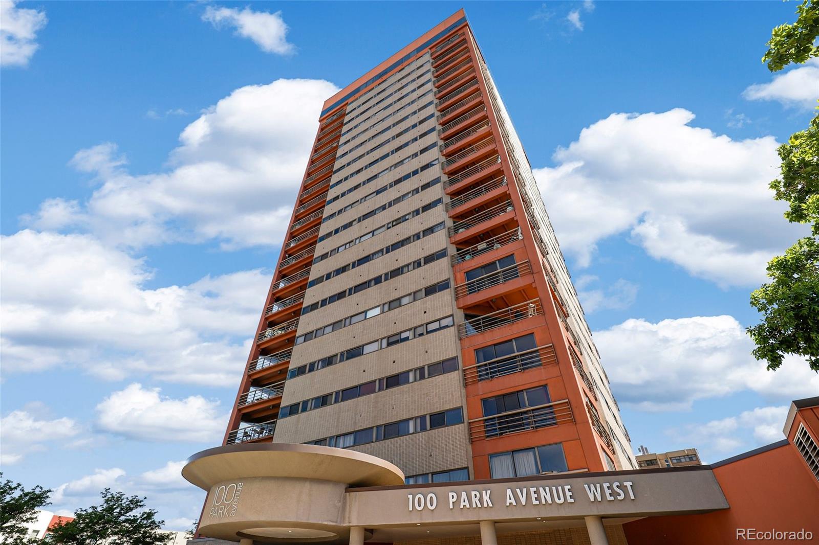 100 Park Avenue W Unit: 705