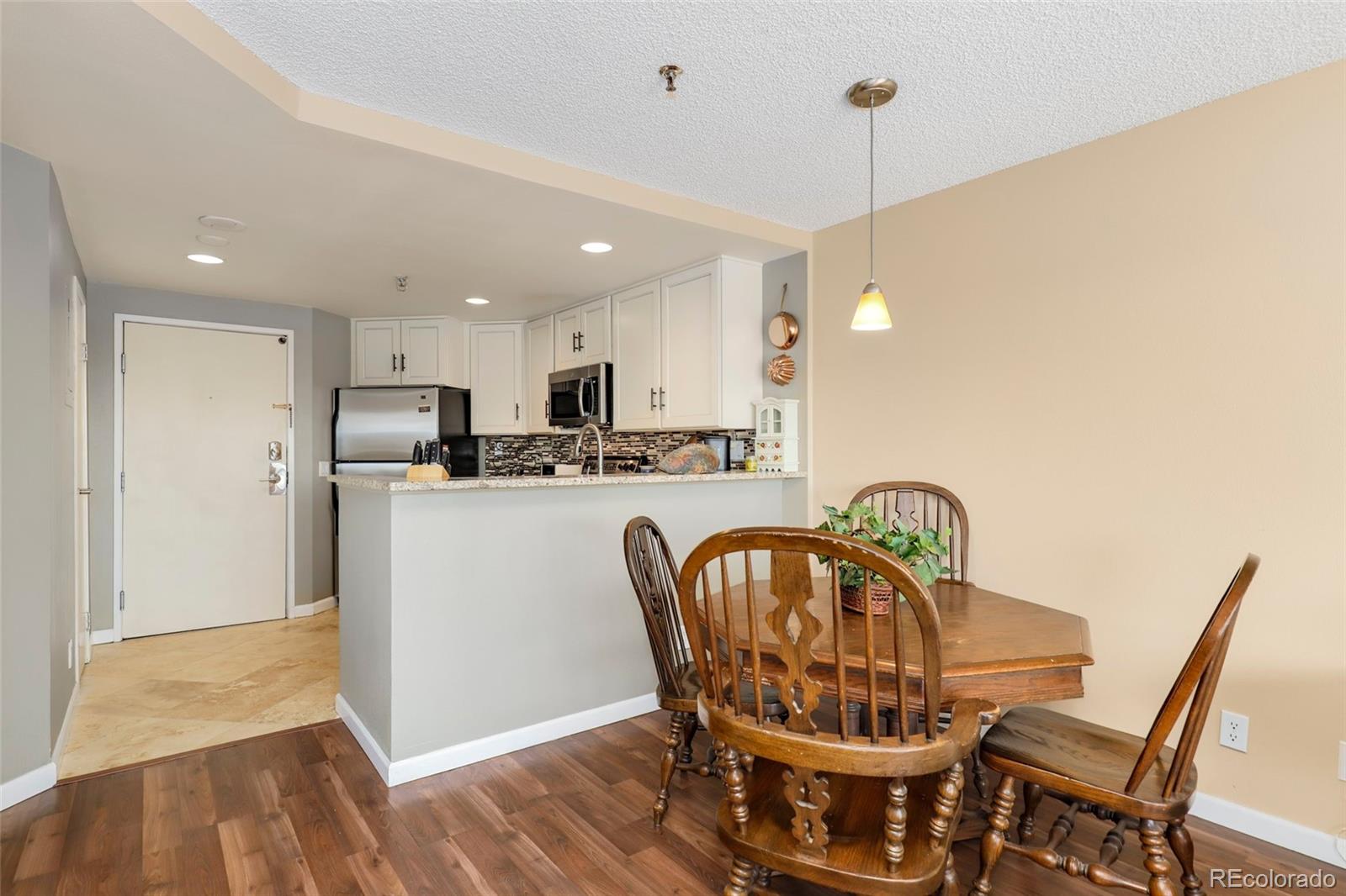 100 Park Avenue W Unit: 705