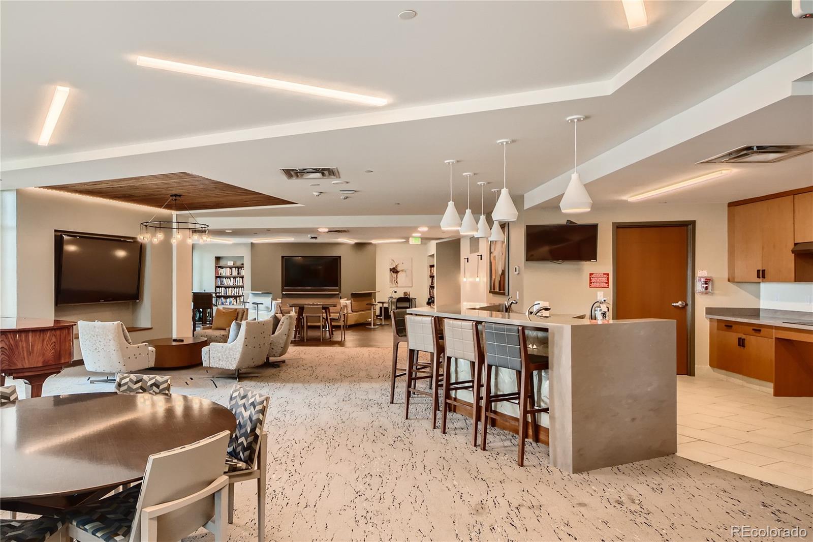 1777 Larimer Street Unit: 1807