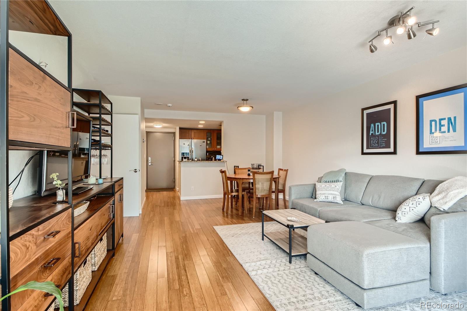 1777 Larimer Street Unit: 1807