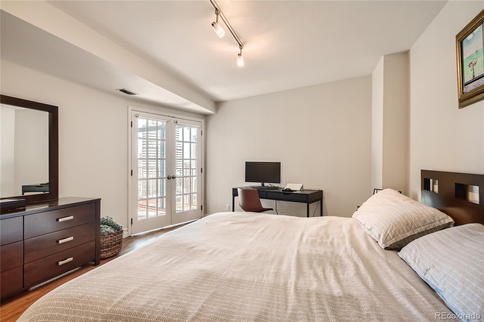 1777 Larimer Street Unit: 1807