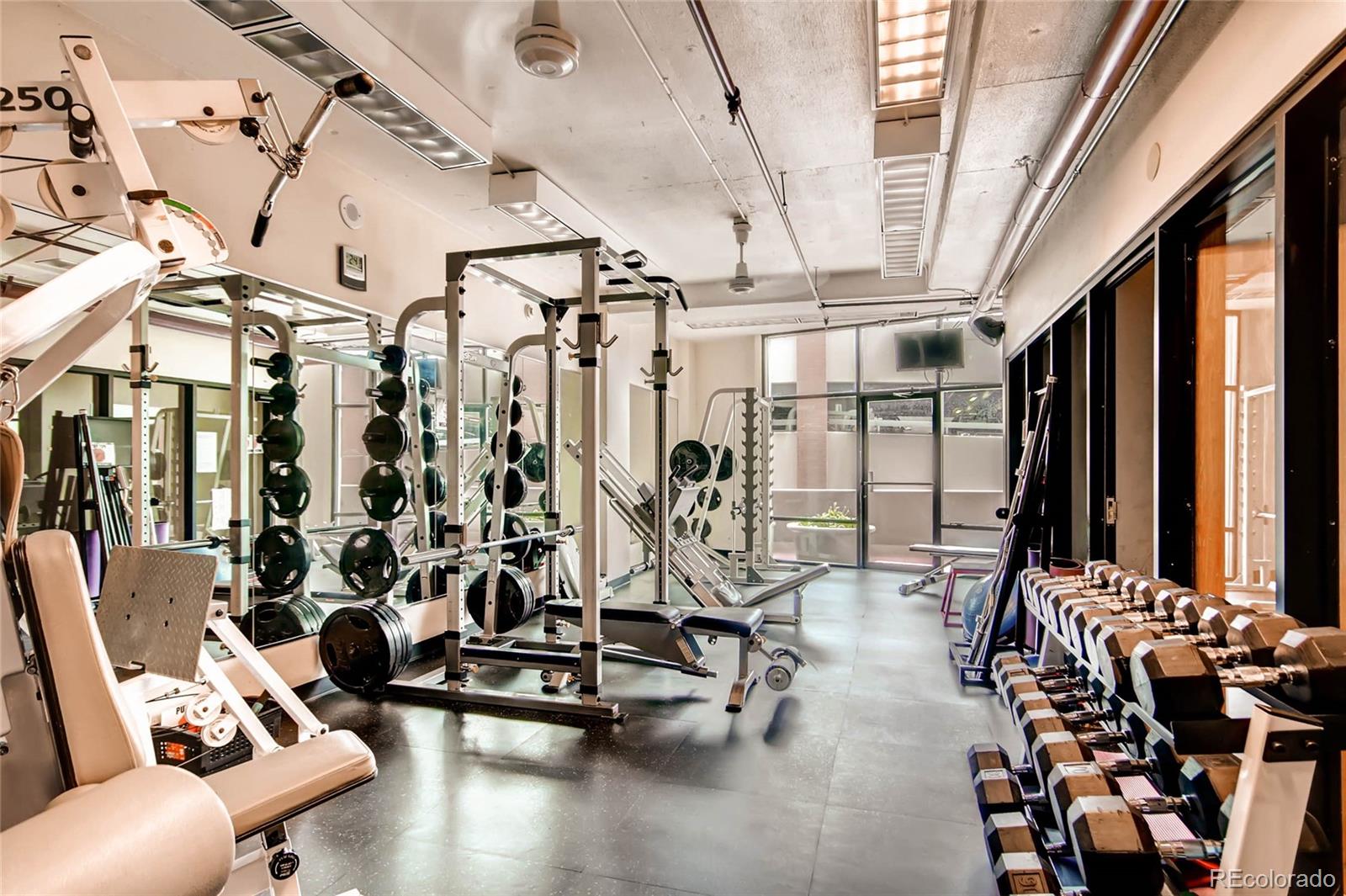 1777 Larimer Street Unit: 1807