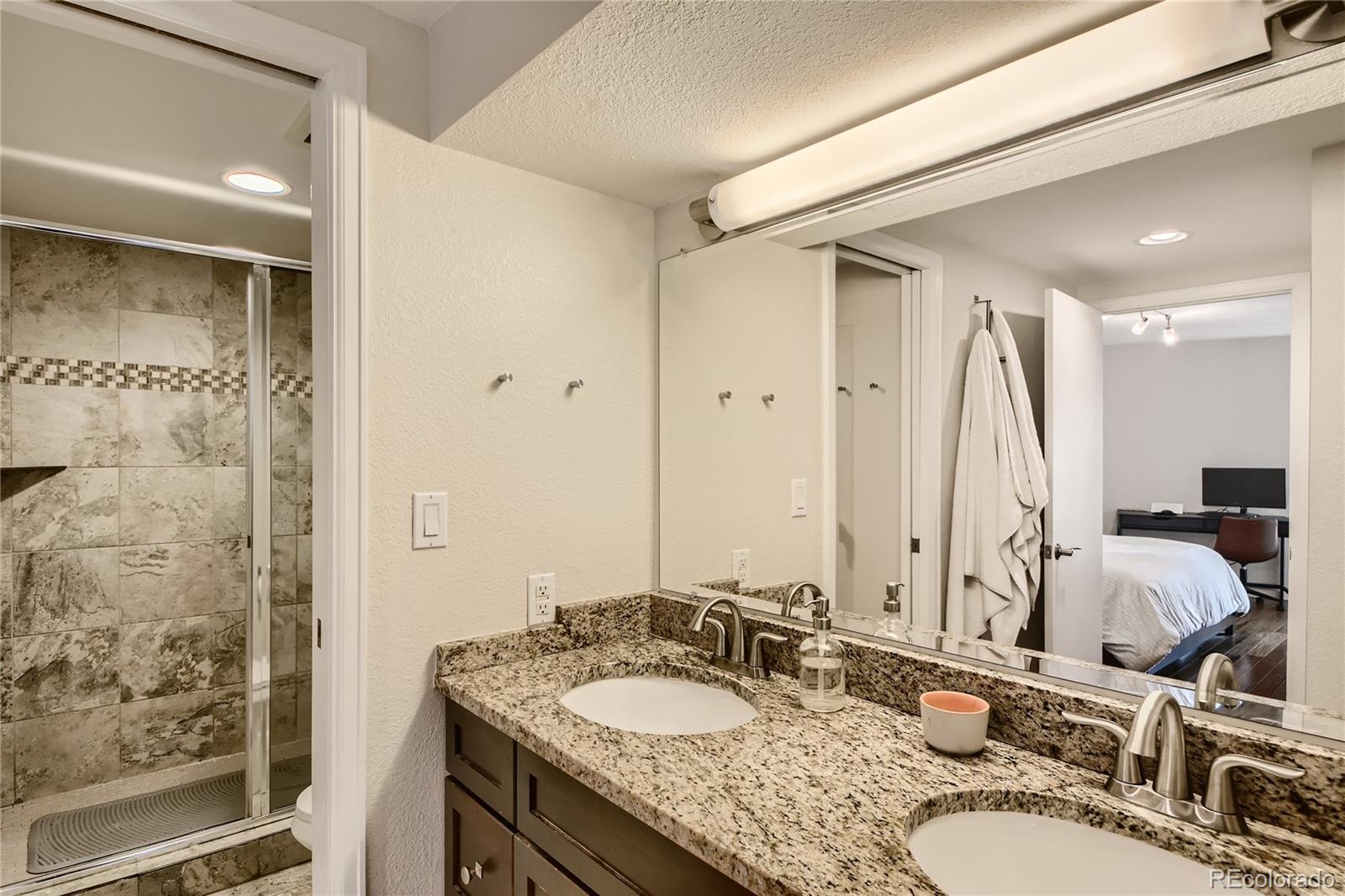 1777 Larimer Street Unit: 1807