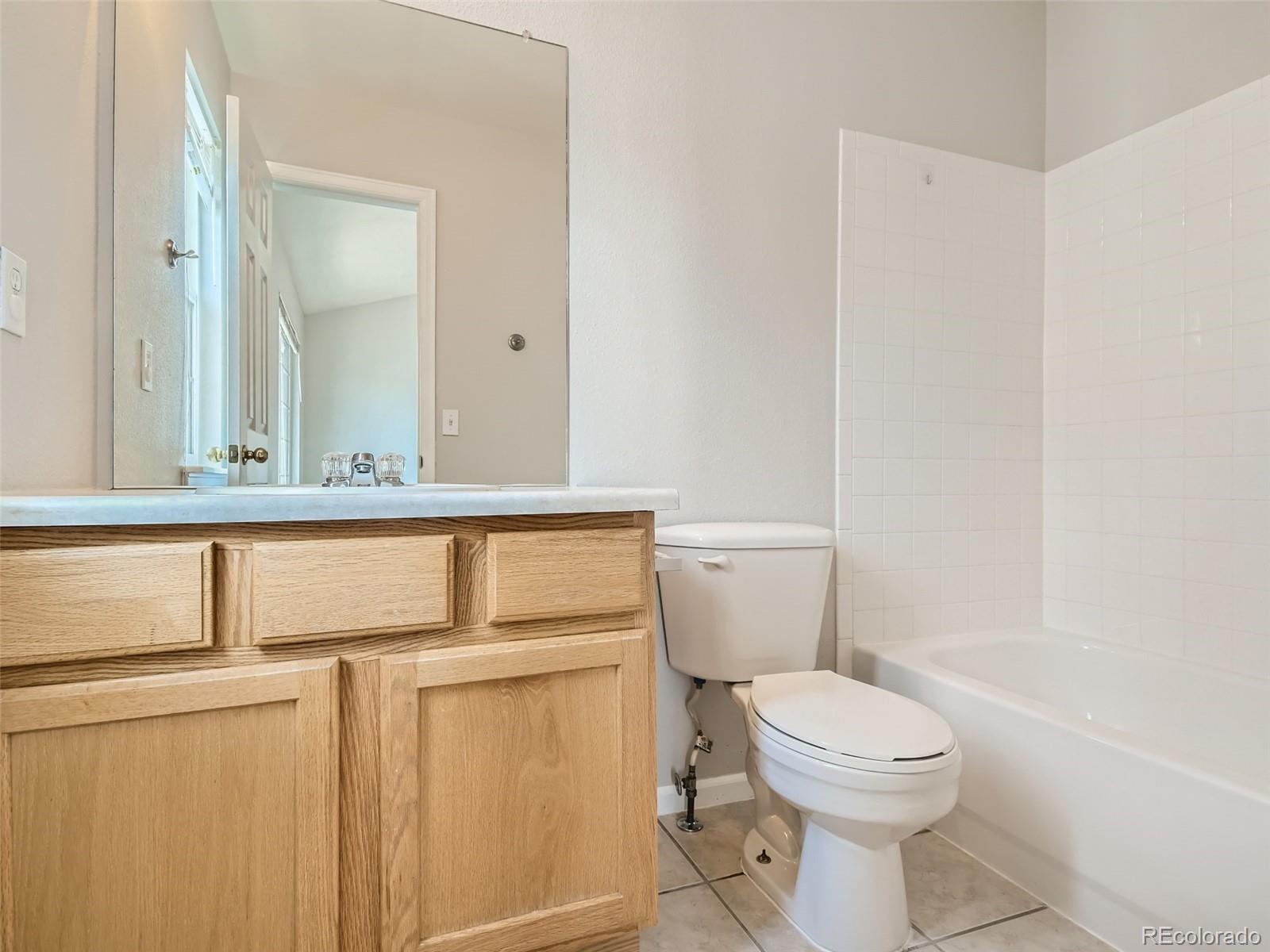 4040 E 119th Place Unit: D