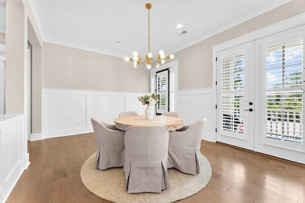 2336 Bucktail Court
