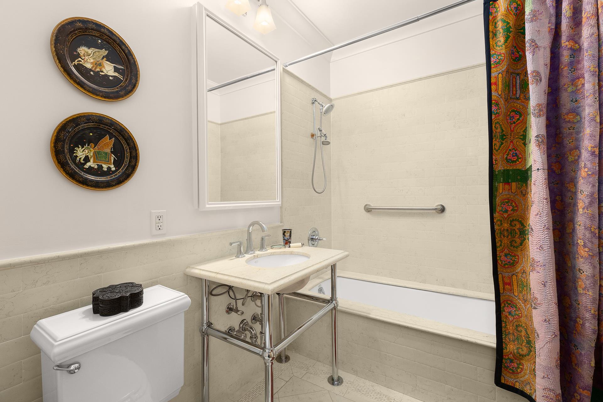 171 West 57th Street 3A - The Briarcliffe