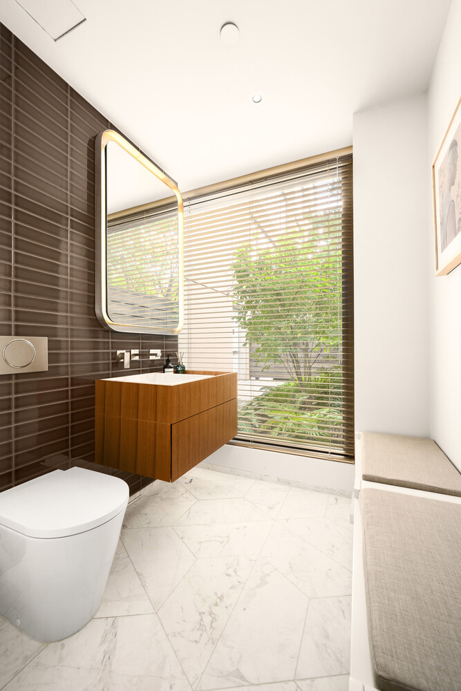 75 KENMARE Street, Apt. 2J - Nolita