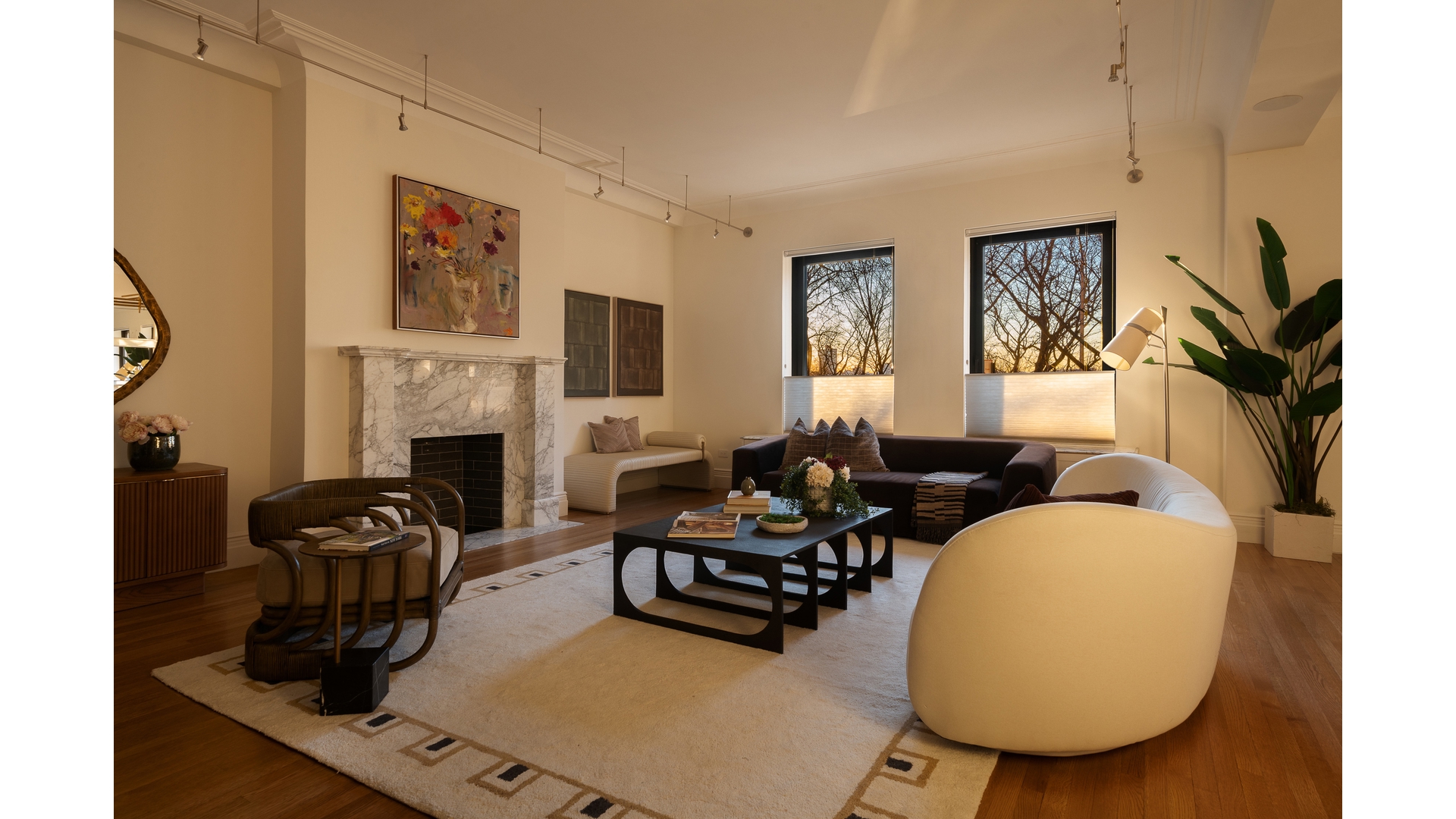 137 Riverside Drive, #2DE/1CD - The Clarendon