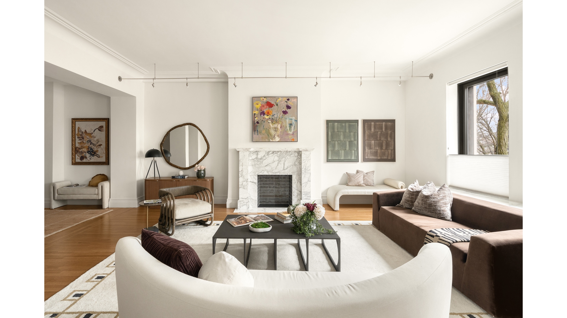 137 Riverside Drive, #2DE/1CD - The Clarendon