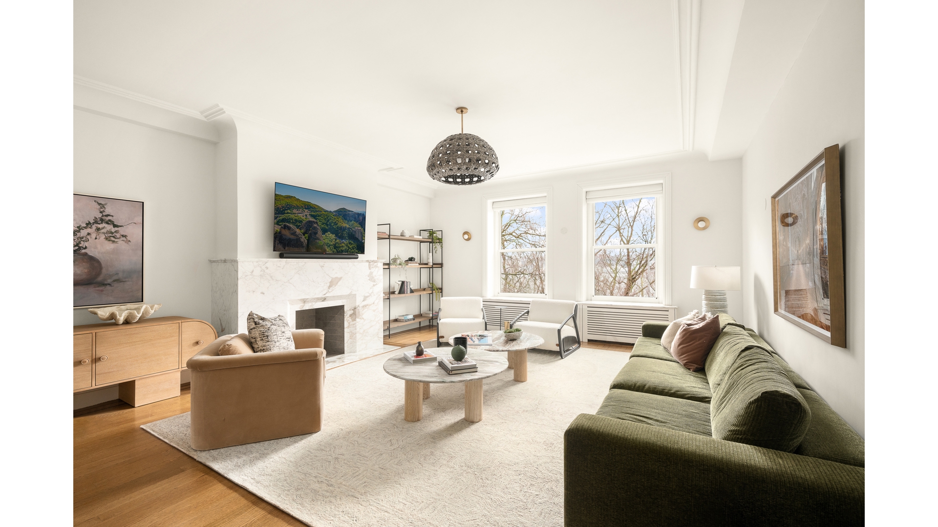 137 Riverside Drive, #2DE/1CD - The Clarendon