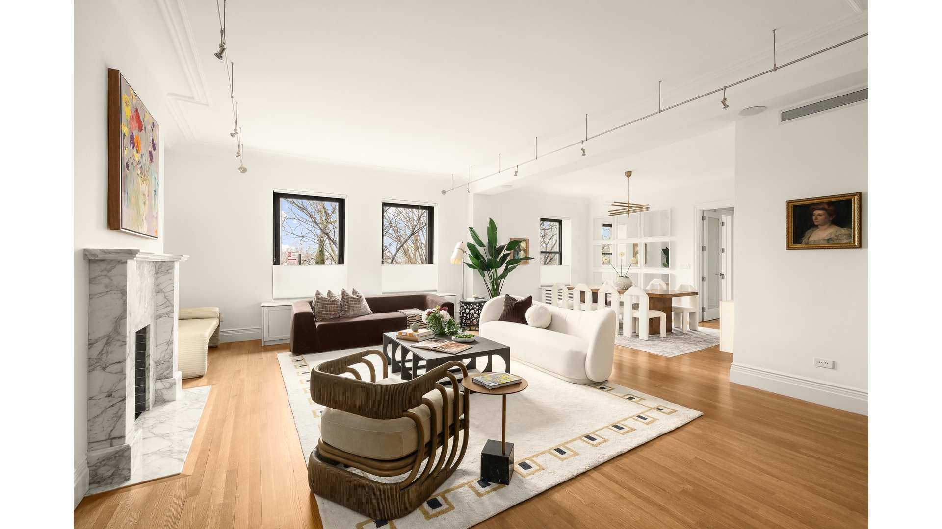 137 Riverside Drive, #2DE/1CD - The Clarendon