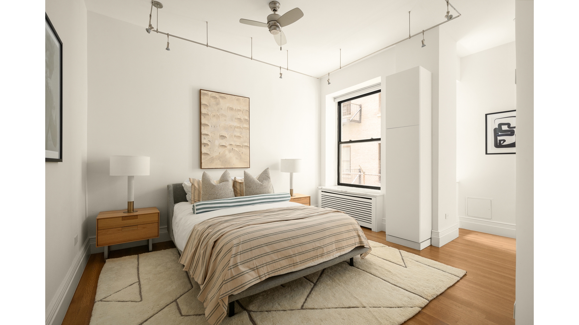 137 Riverside Drive, #2DE/1CD - The Clarendon