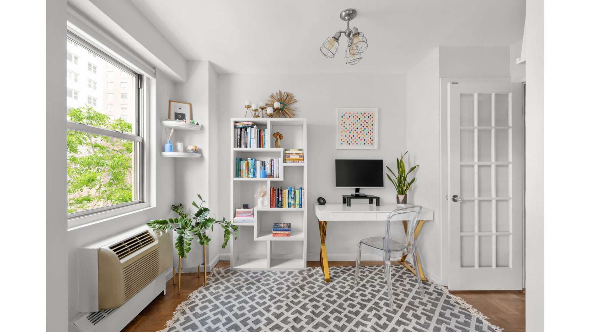 79 W 12TH Street, #5F - The Lawrence House