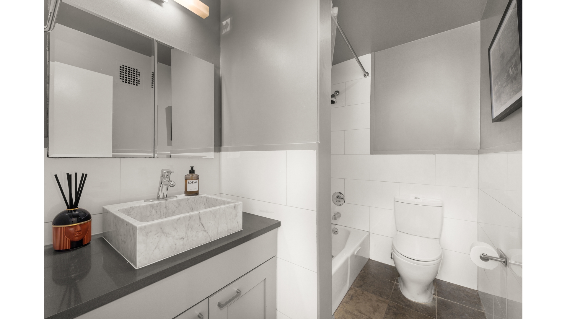 251 W 19TH Street, #5D