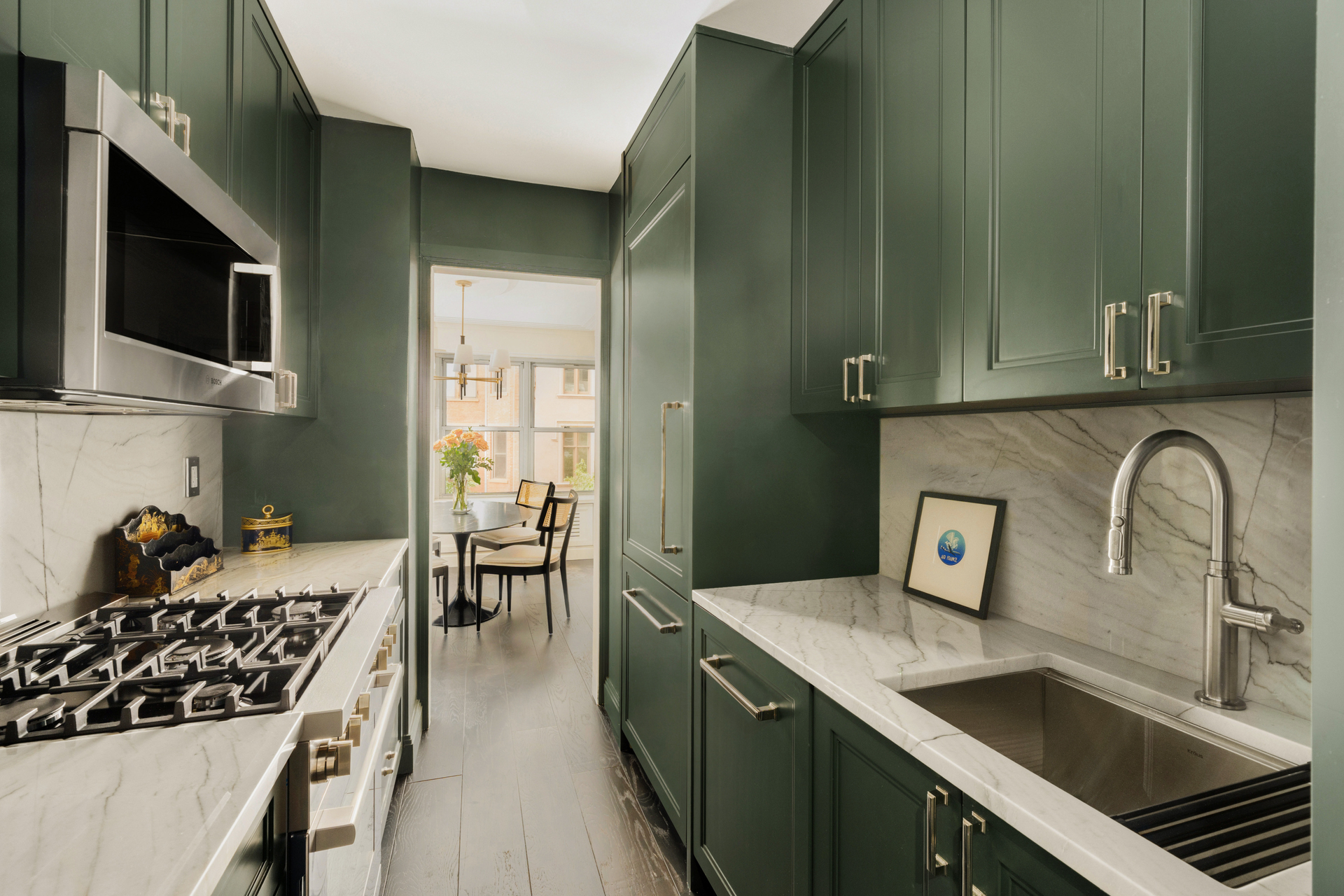 2 5th Avenue, Apt. 4R