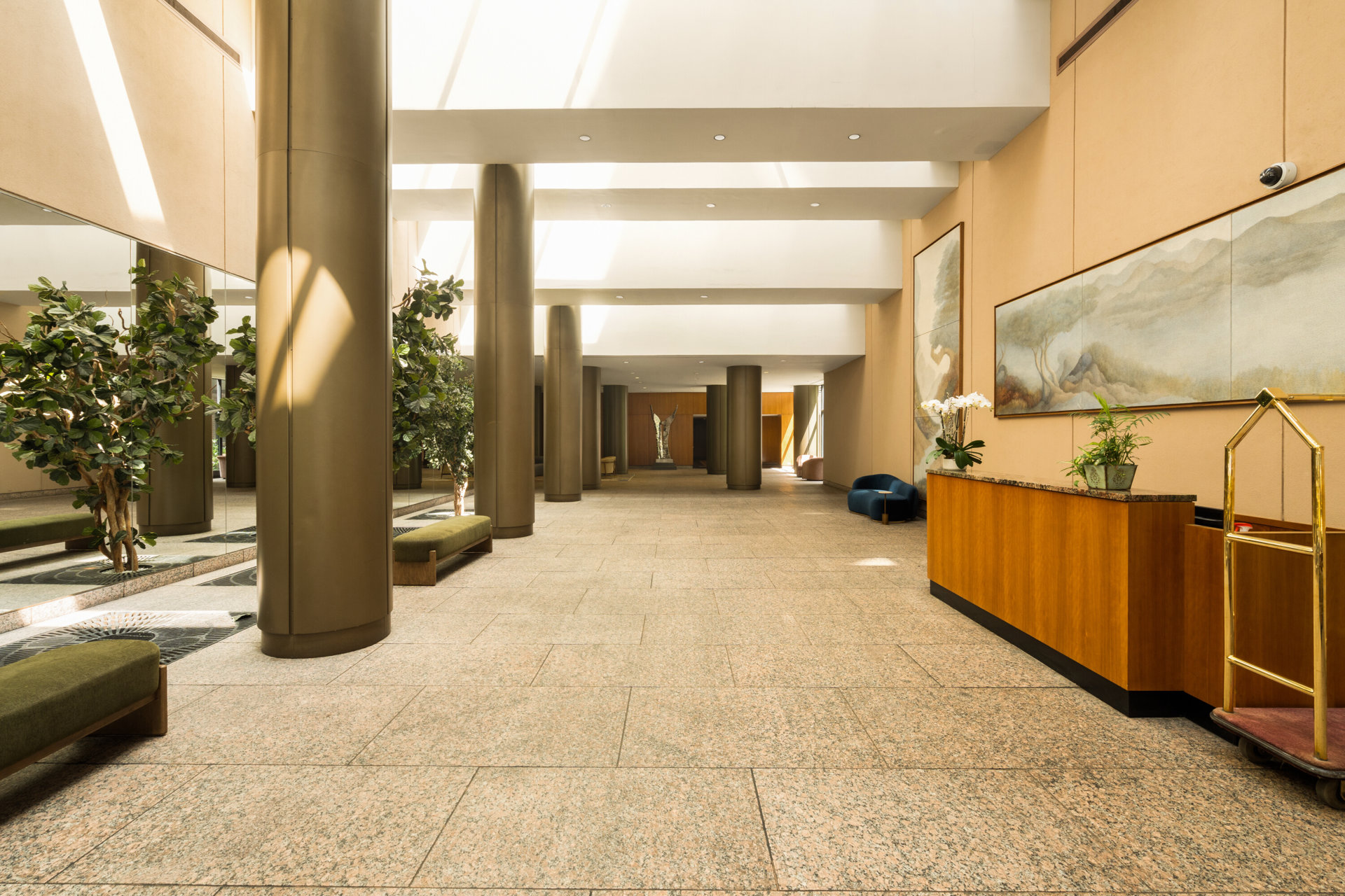 347 West 57th Street Apt. 6E - The Colonnade