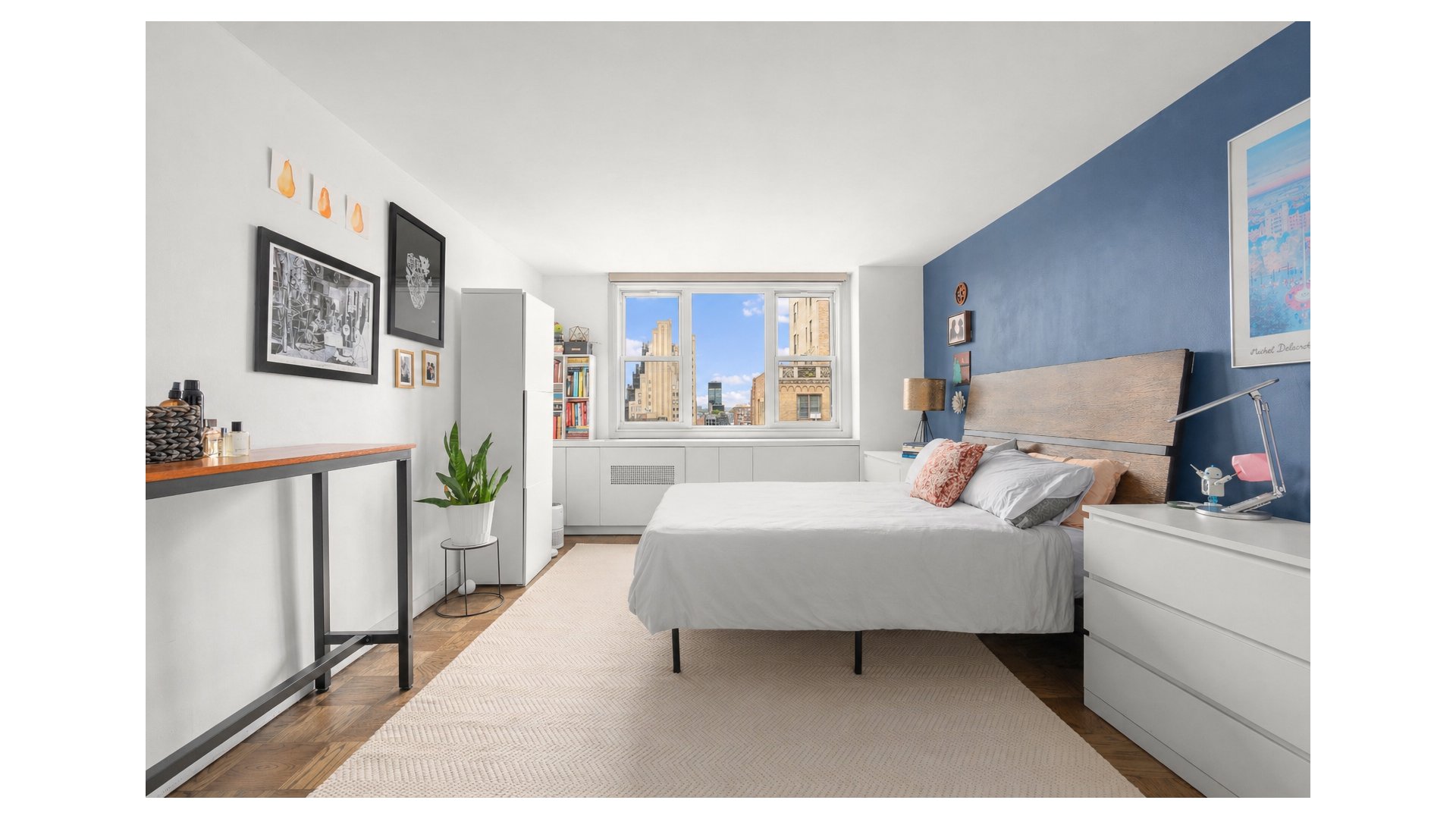 77 7TH Avenue,  17H - The Vermeer