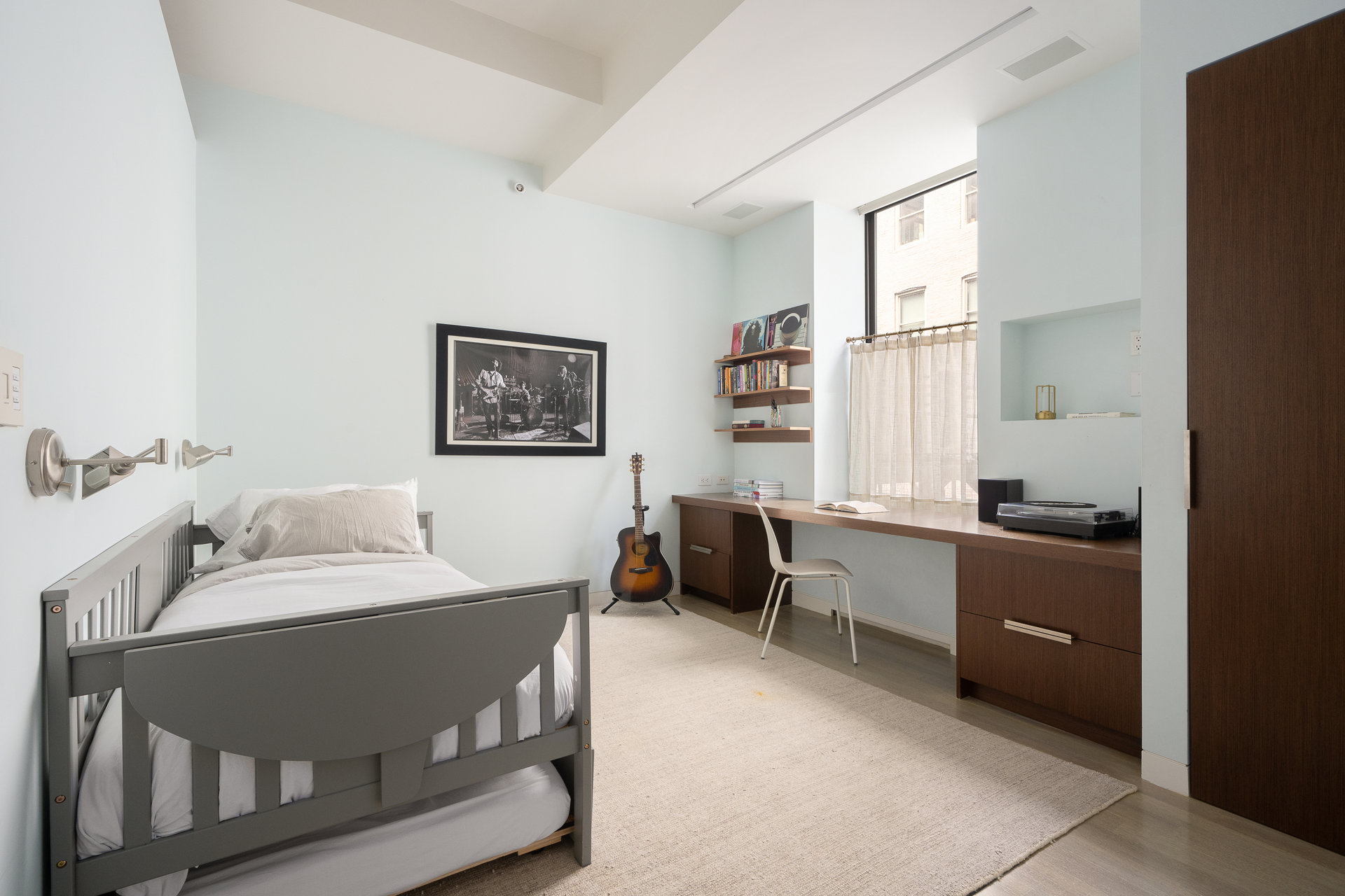 8 W 19TH Street, Unit 6