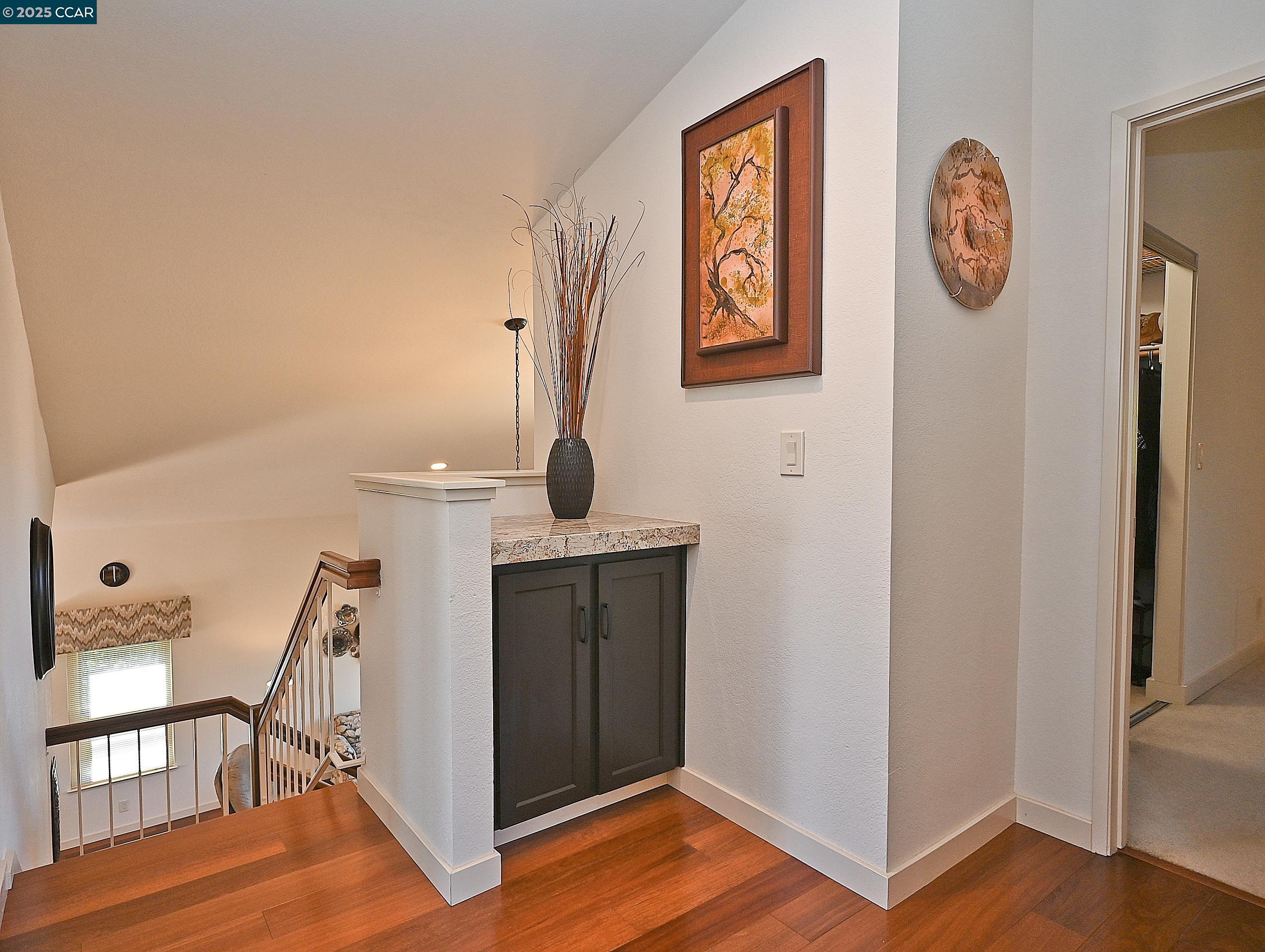 594 Morning Glory Dr