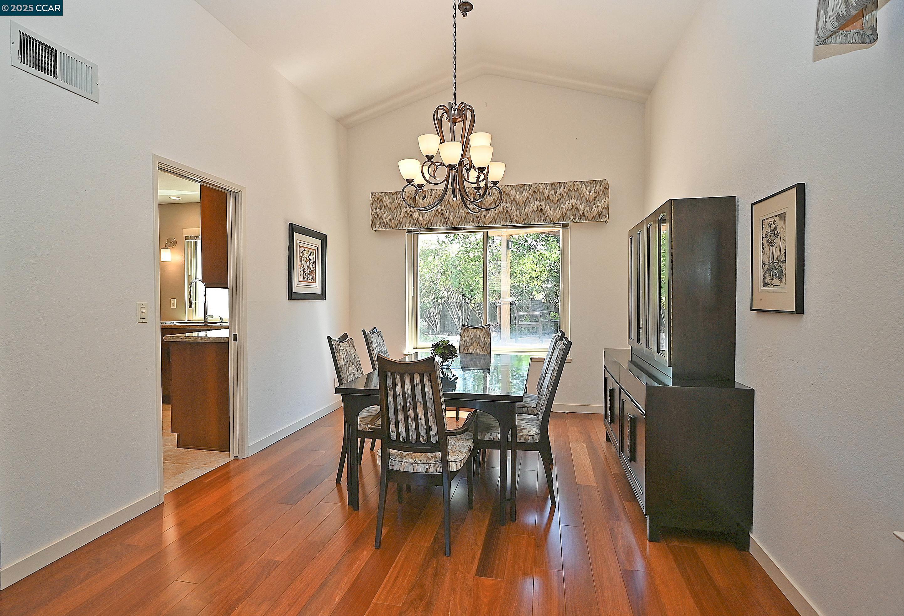 594 Morning Glory Dr
