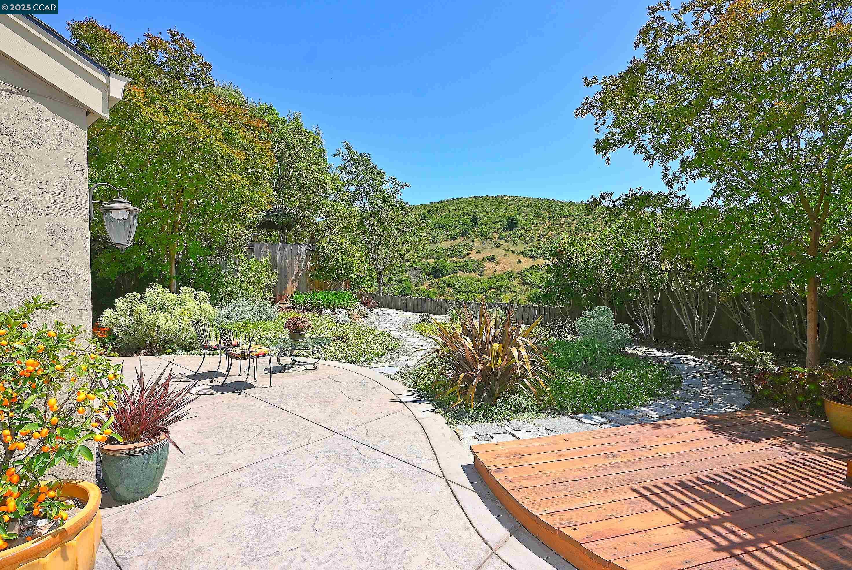 594 Morning Glory Dr