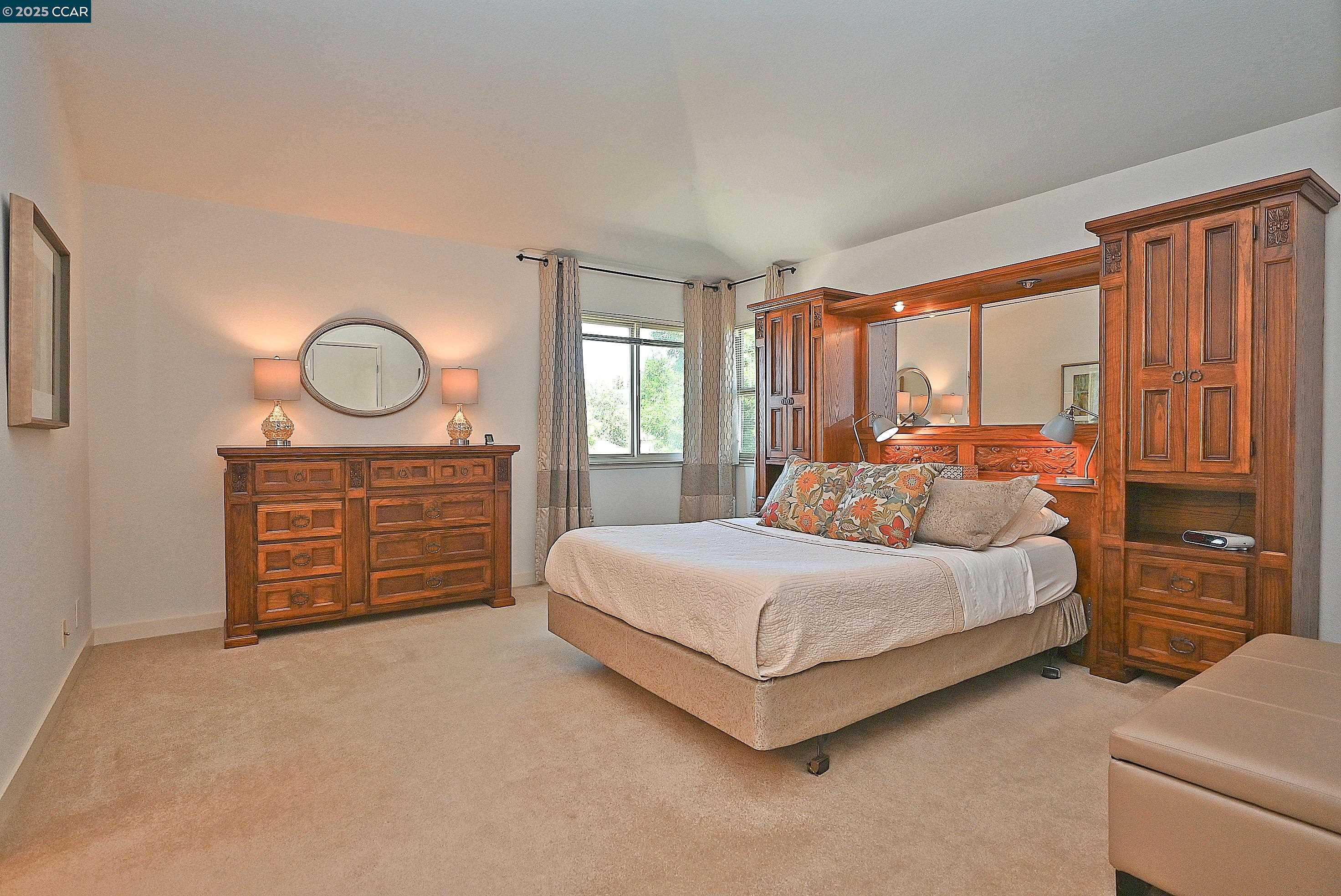 594 Morning Glory Dr